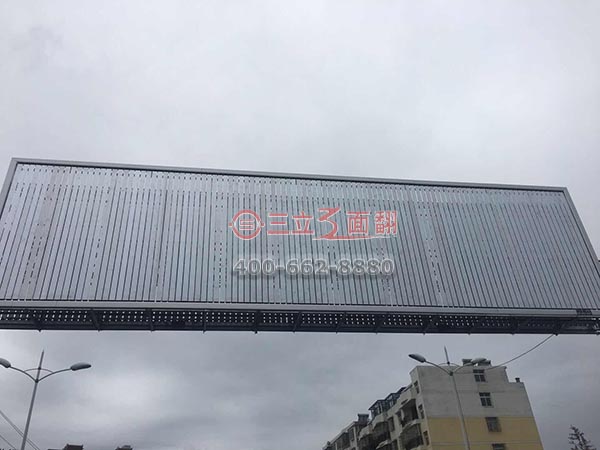 江苏省扬州市宝应县跨街龙门架三面翻广告牌案例图片